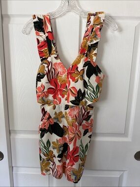 Zara Floral V-Neck Romper Trafaluc Collection